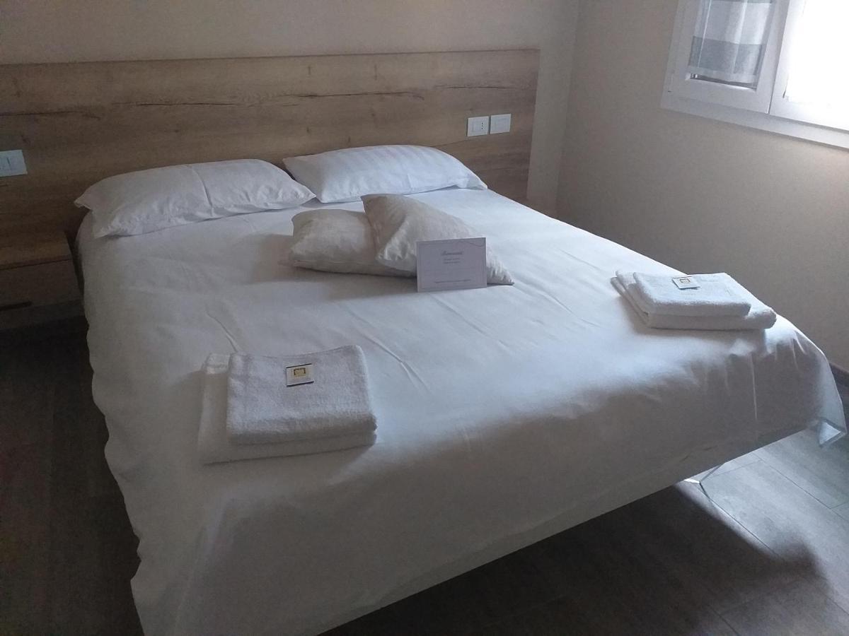 Locanda La Torre Calvisano Buitenkant foto